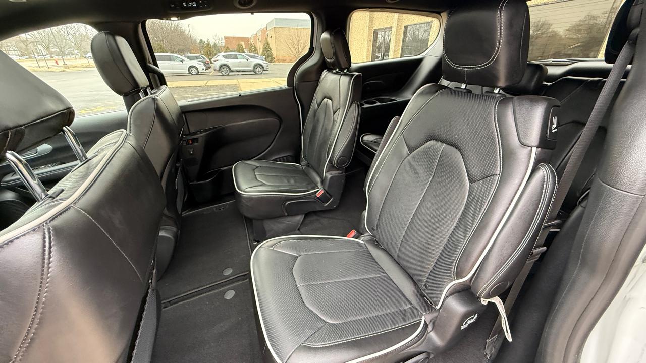 Chrysler Pacifica Limited 2026