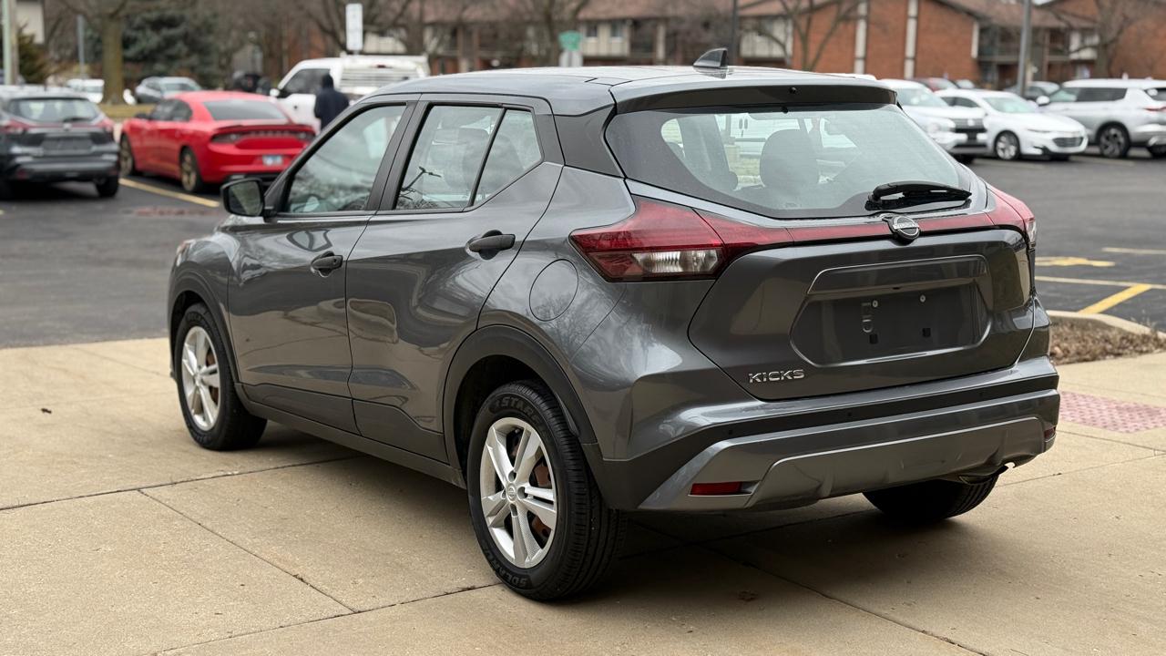 Nissan Kicks S 2023