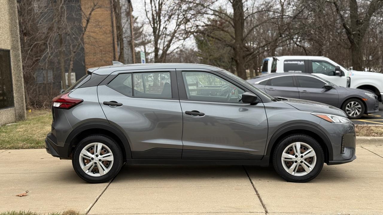 Nissan Kicks S 2023
