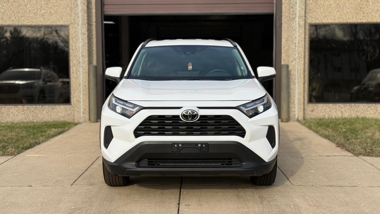 Toyota RAV4 XLE AWD 2025