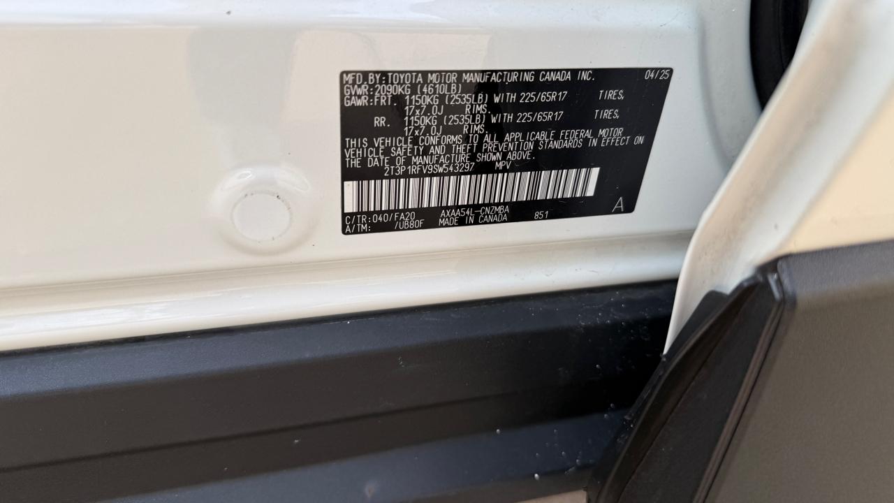 Toyota RAV4 XLE AWD 2025