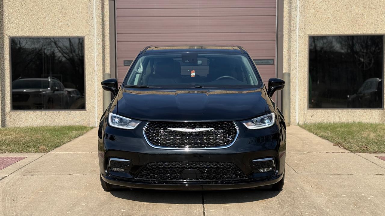 Chrysler Pacifica Hybrid Select 2024