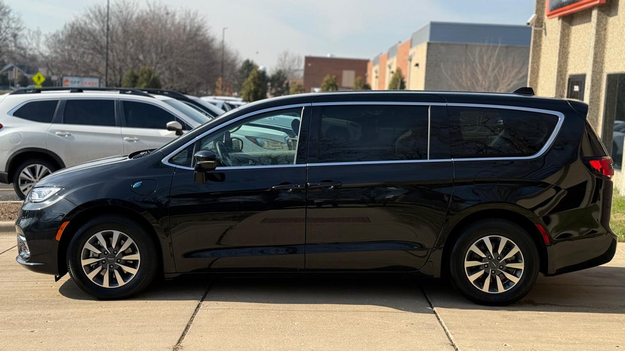 Chrysler Pacifica Hybrid Select 2024