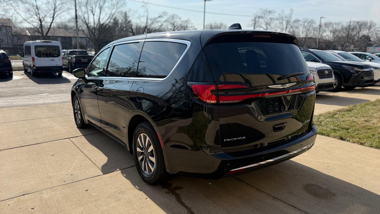 Chrysler Pacifica Hybrid Select 2024