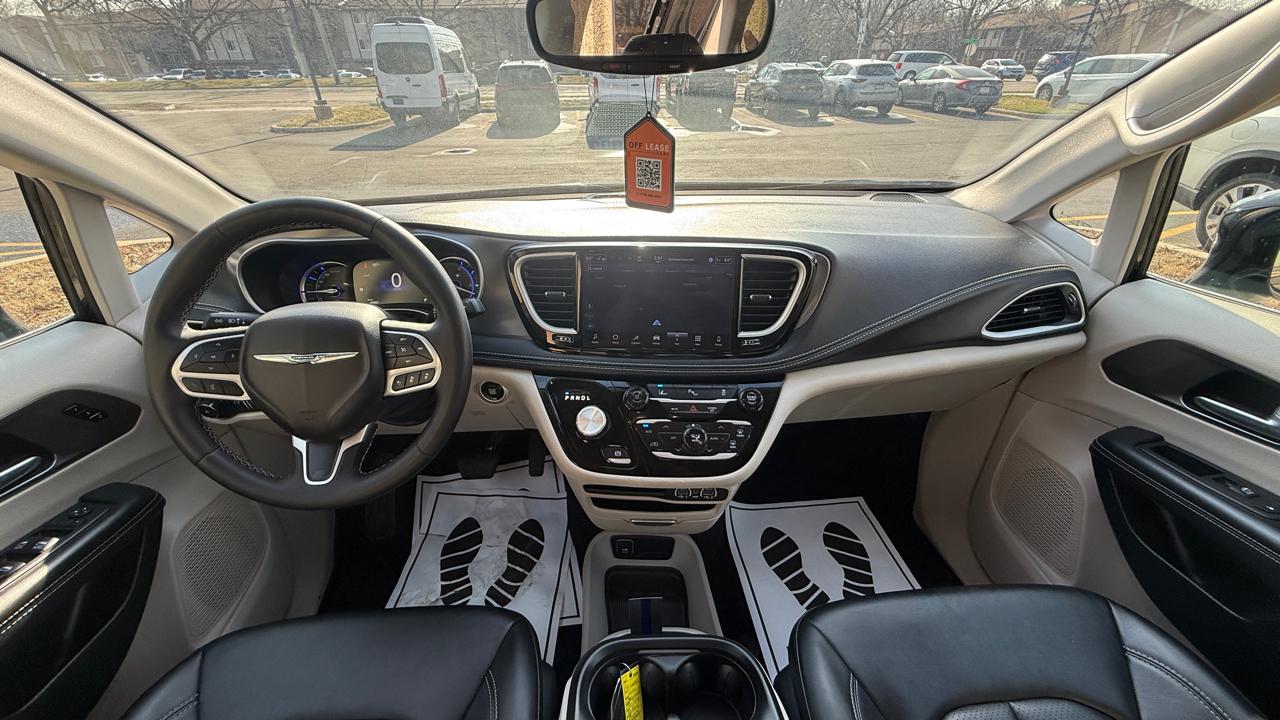 Chrysler Pacifica Hybrid Select 2024