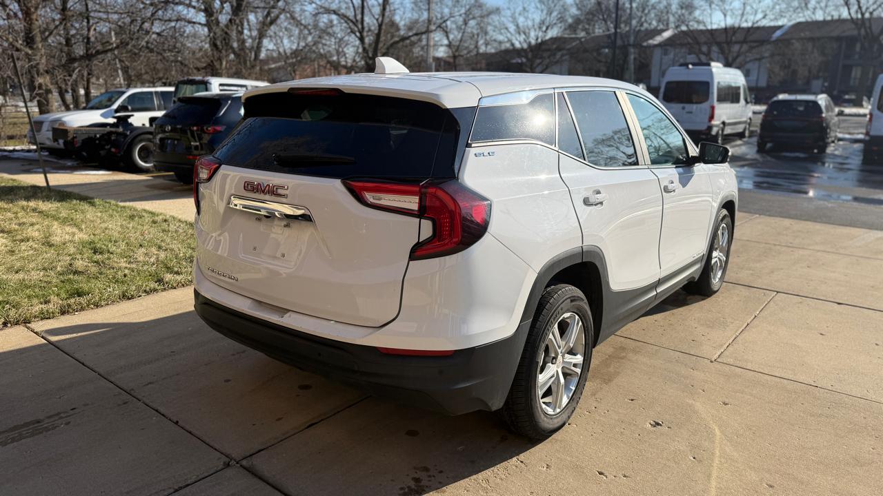 GMC Terrain SLE 2022