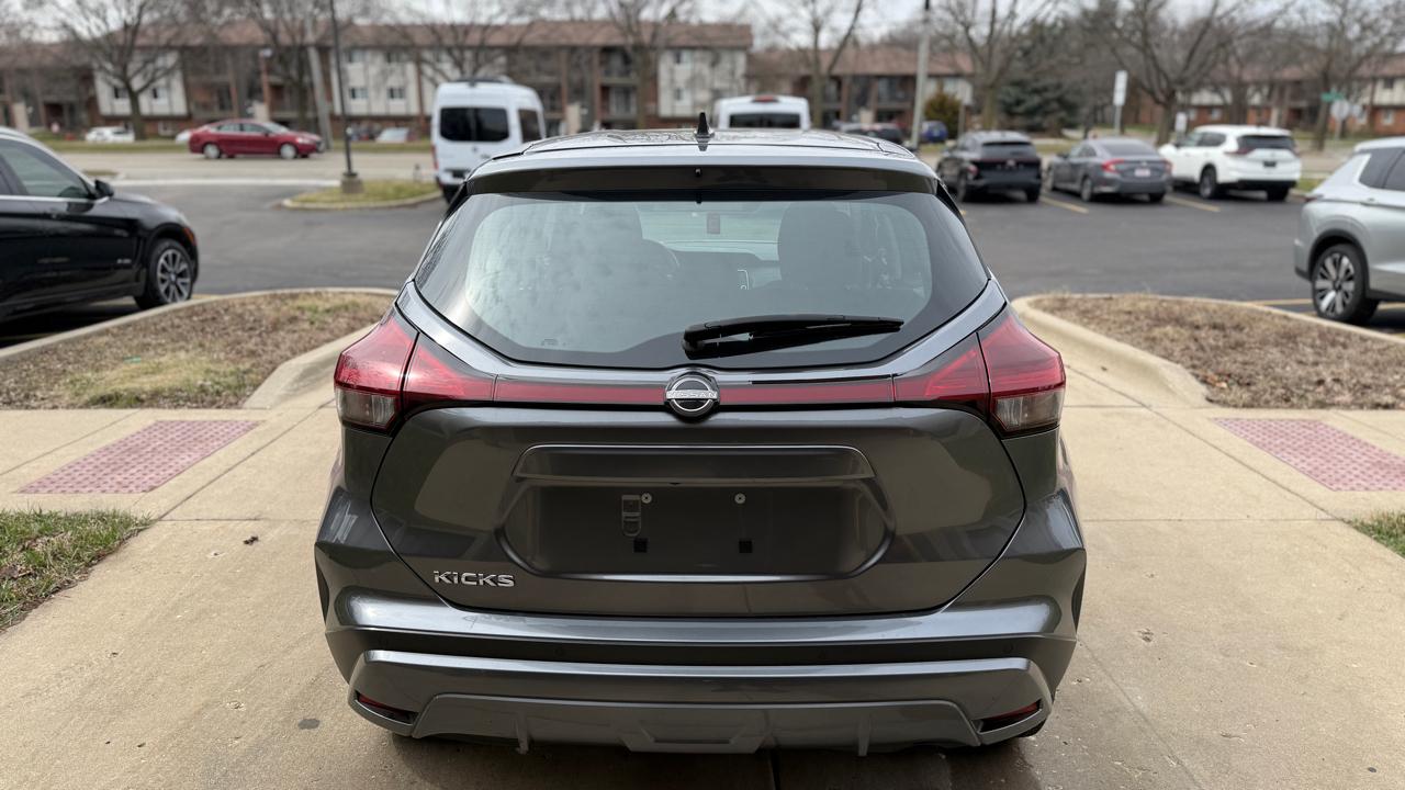 Nissan Kicks S 2024