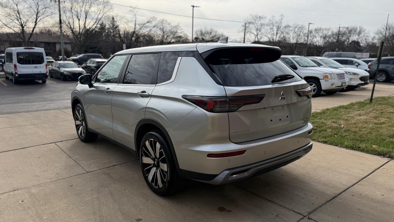 Mitsubishi Outlander SE 4WD 2025