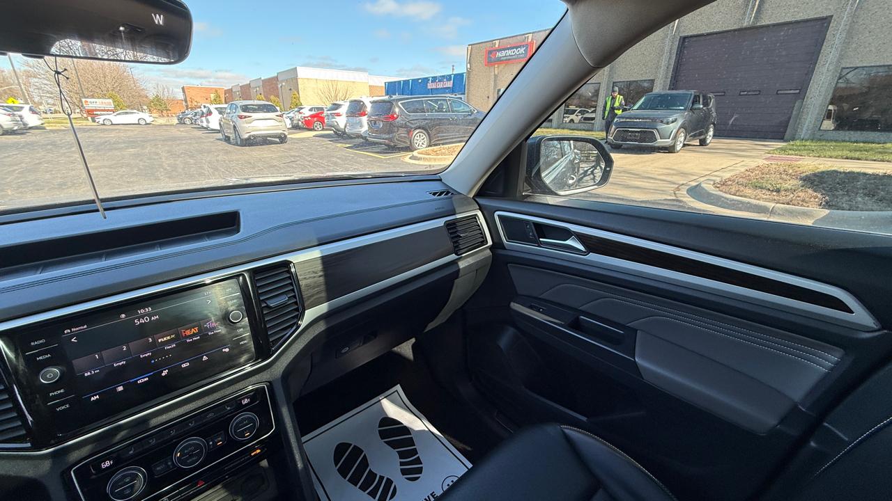 Volkswagen Atlas V6 SE w/Technology 4MOTION 2023