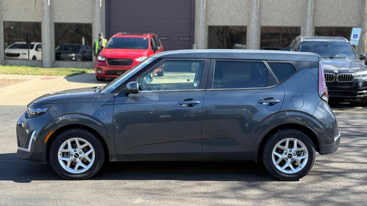 Kia Soul LX CVT 2024