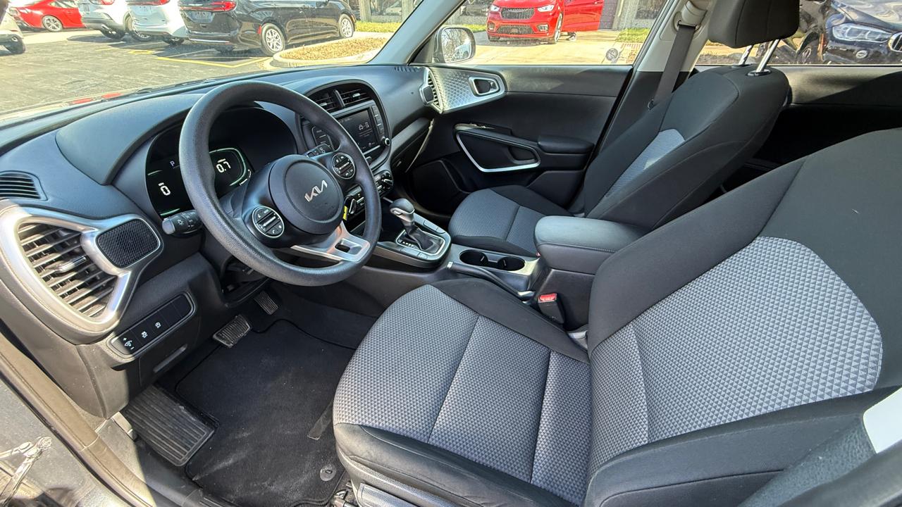 Kia Soul LX CVT 2024