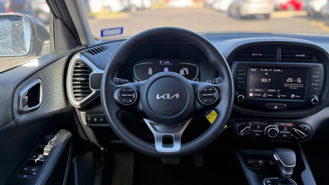 Kia Soul LX CVT 2024