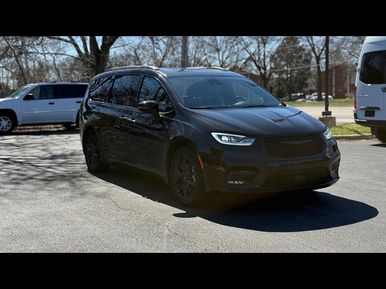 Chrysler Pacifica Limited 2025