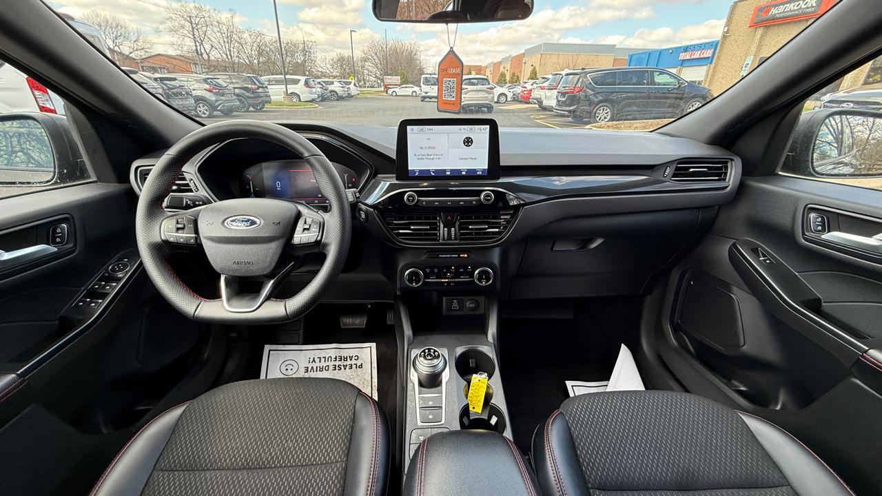 Ford Escape ST-Line AWD 2025