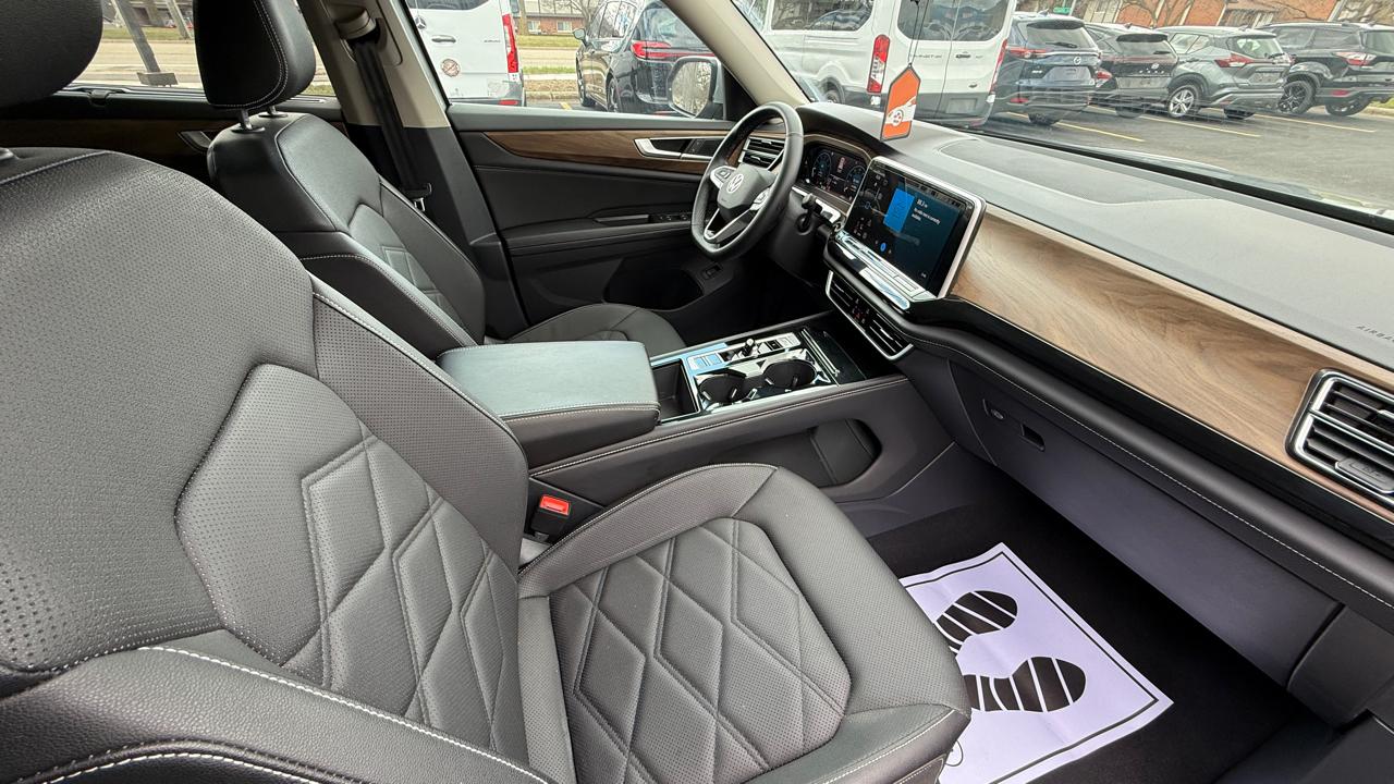 Volkswagen Atlas SE w/Technology 4MOTION 2025