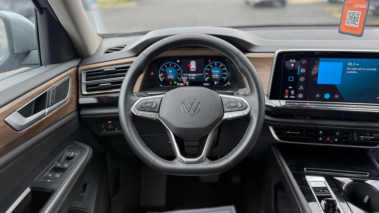 Volkswagen Atlas SE w/Technology 4MOTION 2025