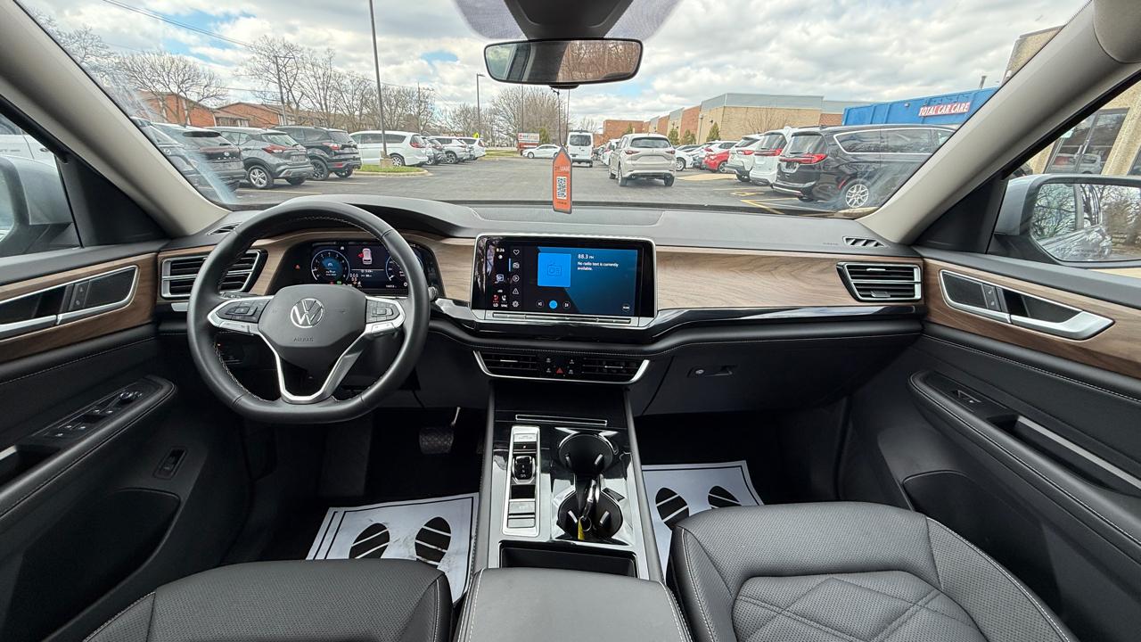 Volkswagen Atlas SE w/Technology 4MOTION 2025