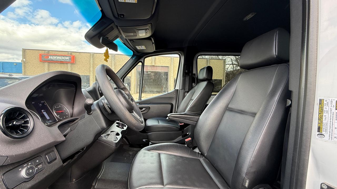 Mercedes-Benz Sprinter 2500 144-in. WB 2023