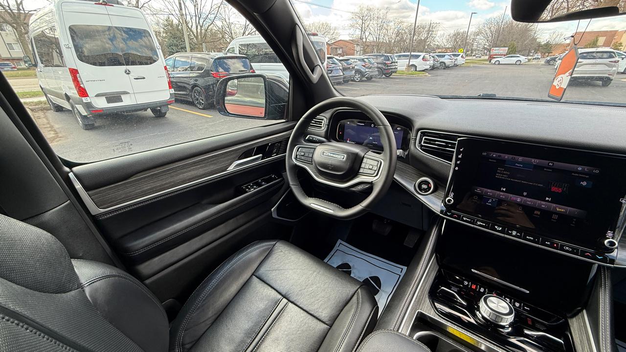 Jeep Wagoneer L Series III 4WD 2024