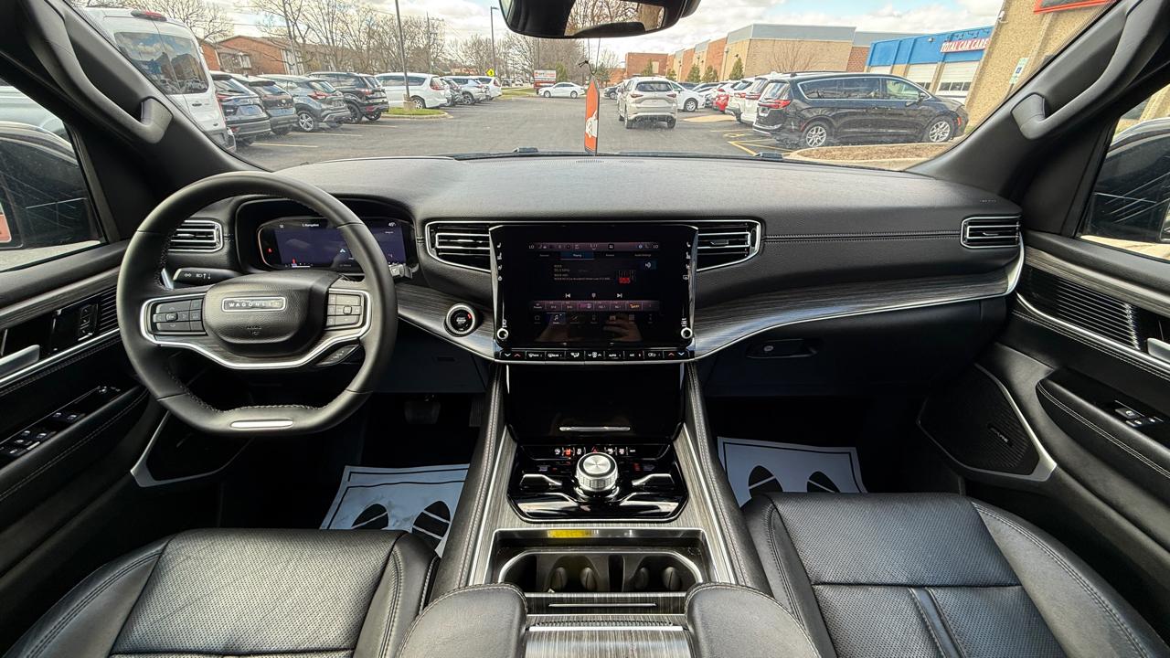 Jeep Wagoneer L Series III 4WD 2024