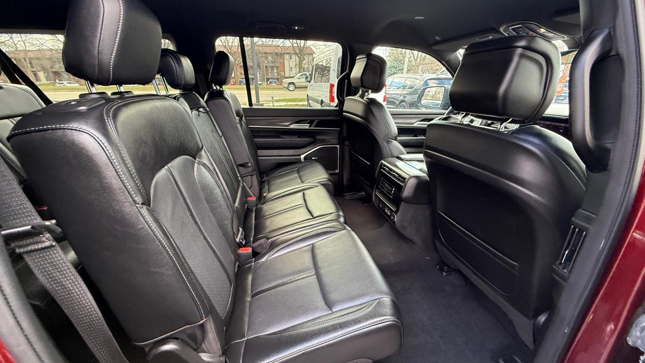 Jeep Wagoneer L Series III 4WD 2024