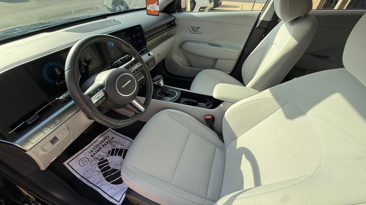 Hyundai Kona SEL 2025