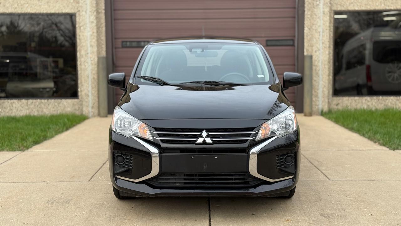 Mitsubishi Mirage ES CVT 2024