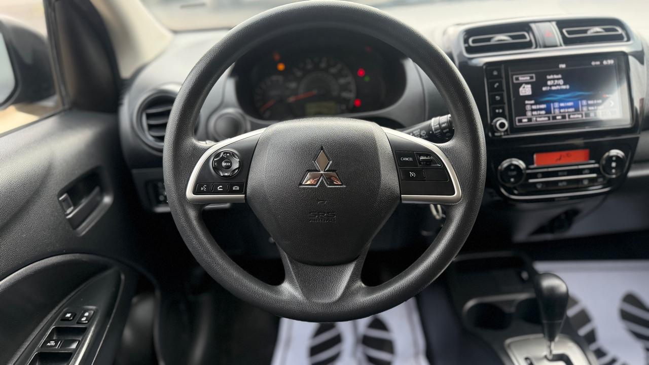 Mitsubishi Mirage ES CVT 2024