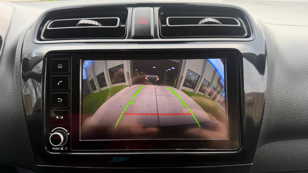 Mitsubishi Mirage ES CVT 2024