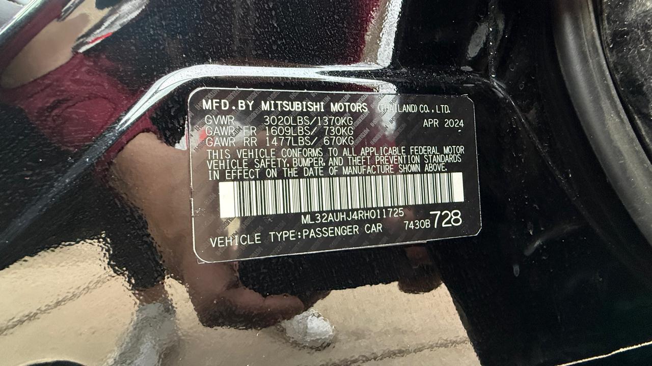 Mitsubishi Mirage ES CVT 2024