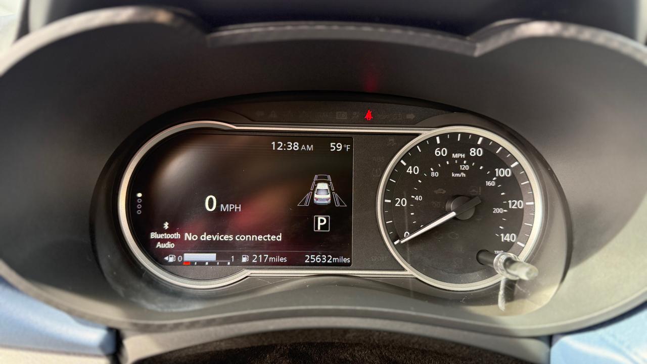 Nissan Versa SV 2025