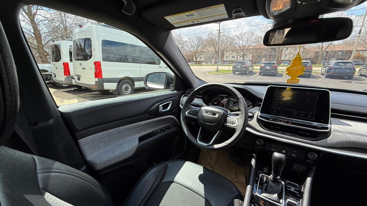 Jeep Compass Latitude 2025