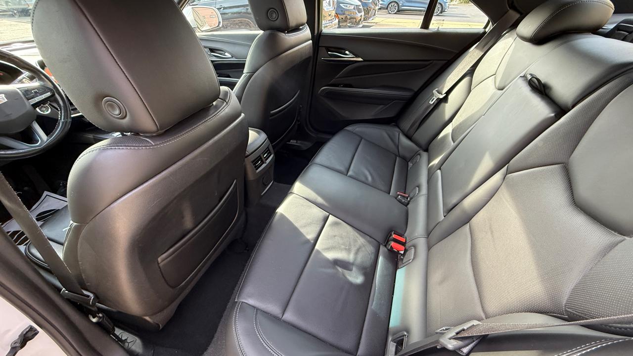 Cadillac CT4 Premium Luxury 2021