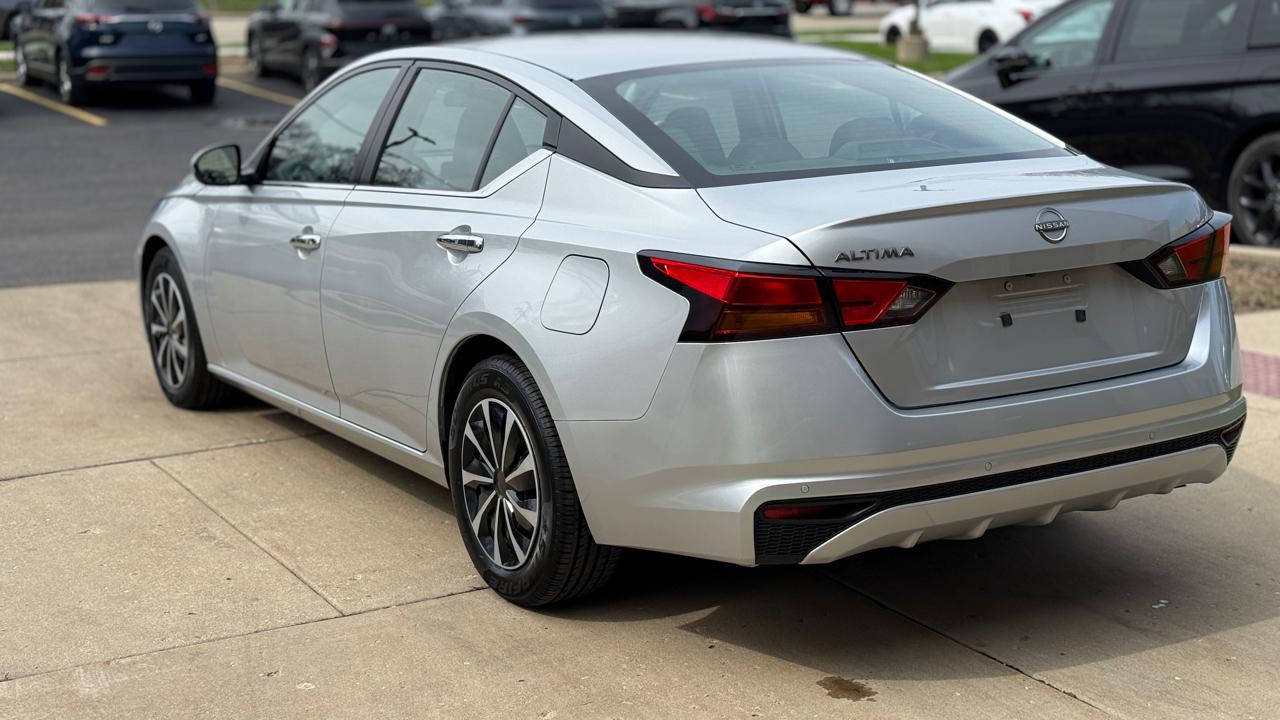 Nissan Altima 2.5 S 2023