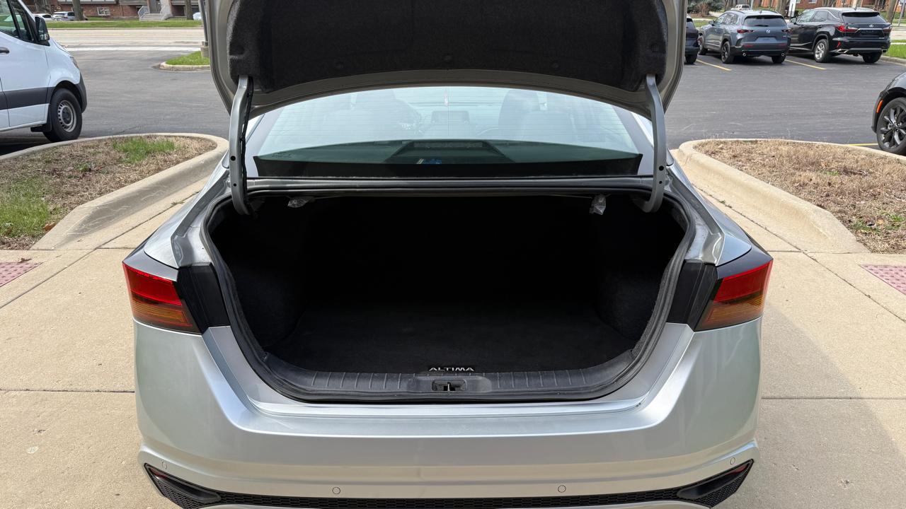 Nissan Altima 2.5 S 2023