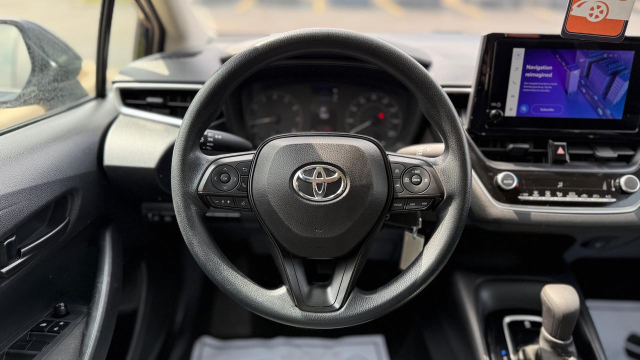Toyota Corolla LE 2024