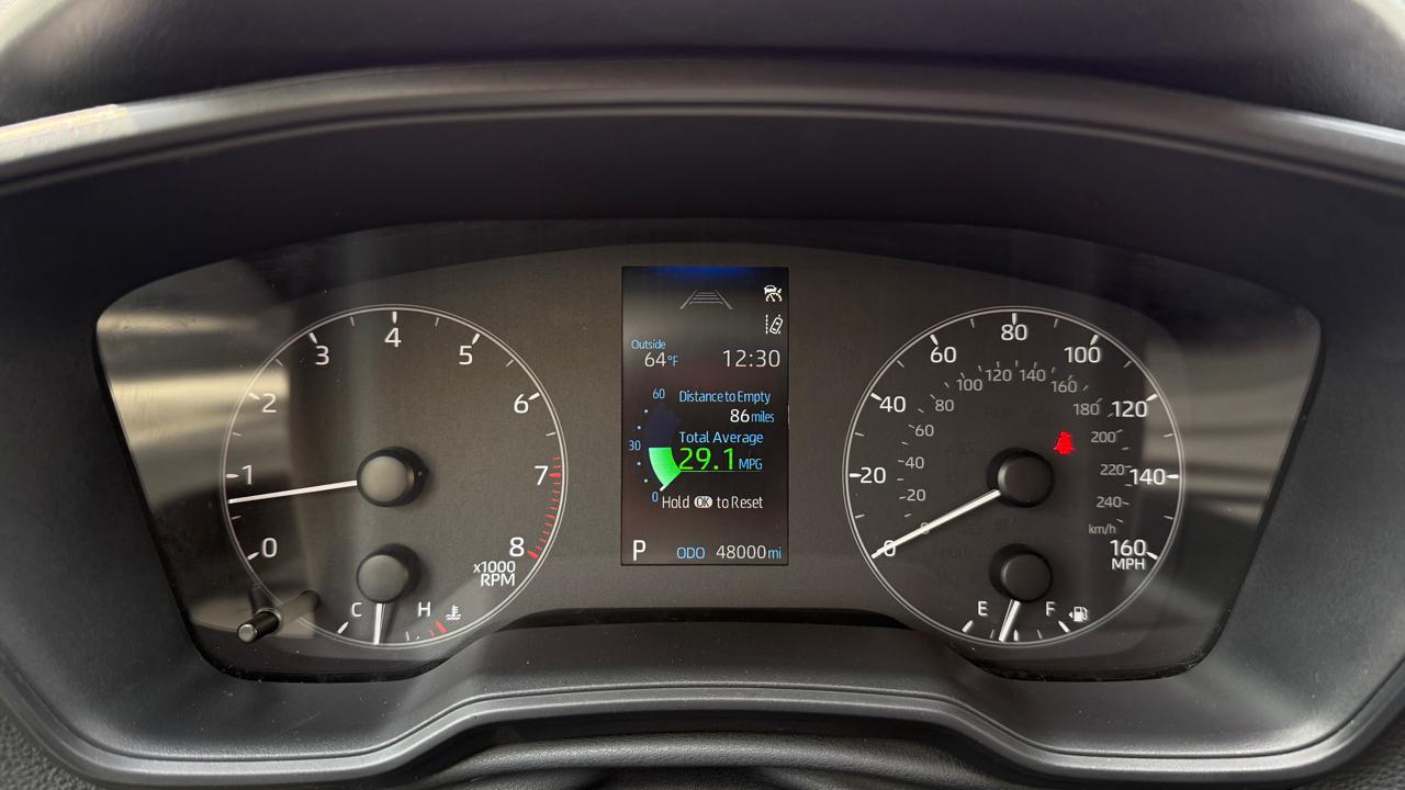 Toyota Corolla LE 2024