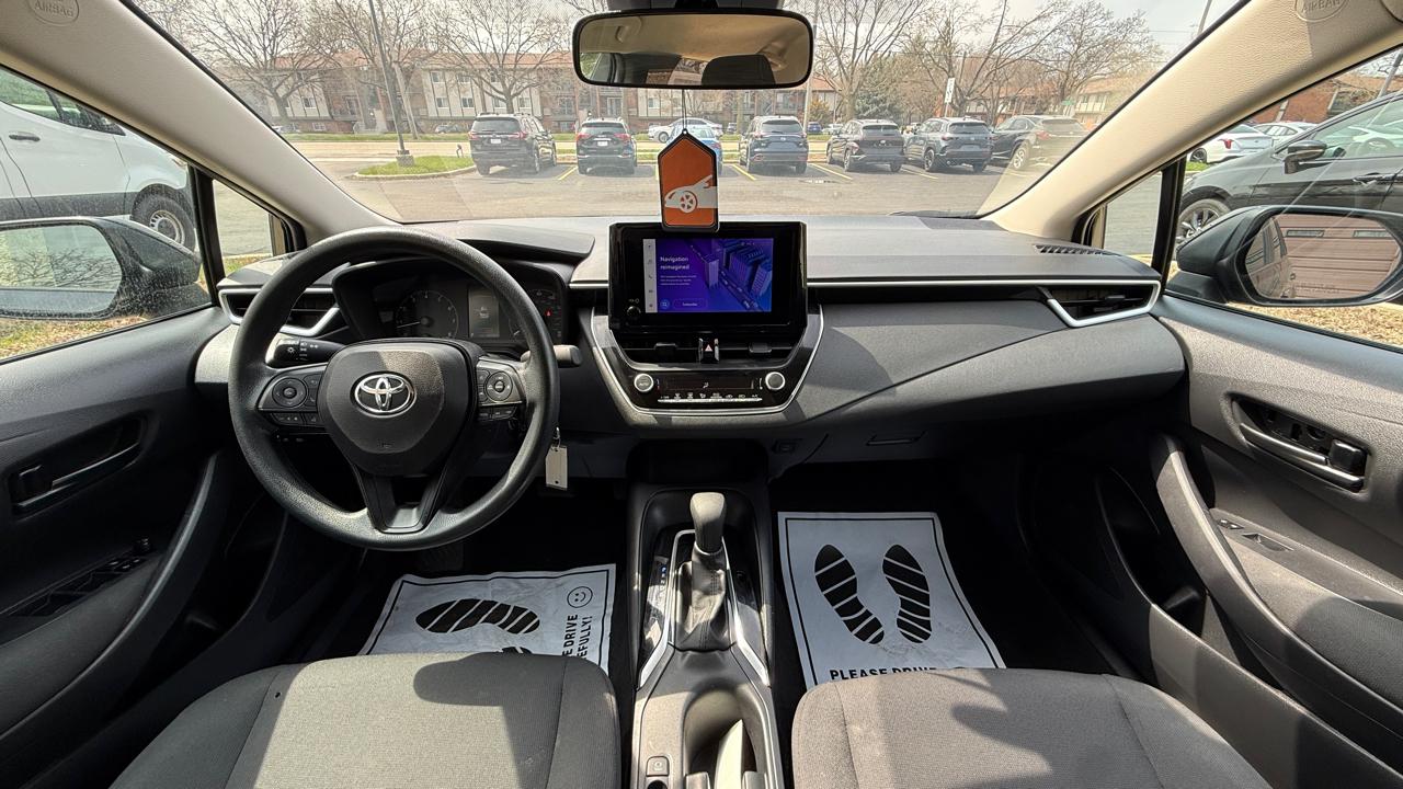 Toyota Corolla LE 2024