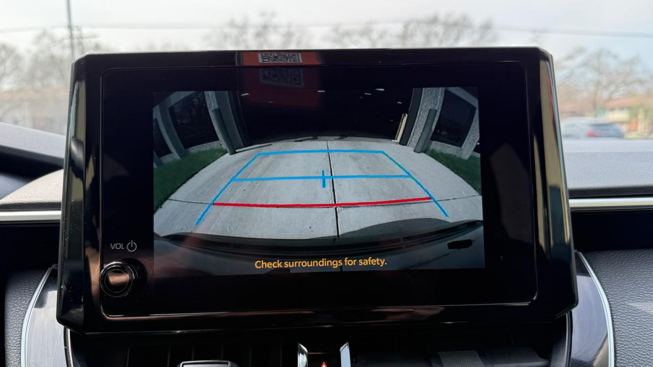 Toyota Corolla LE 2024