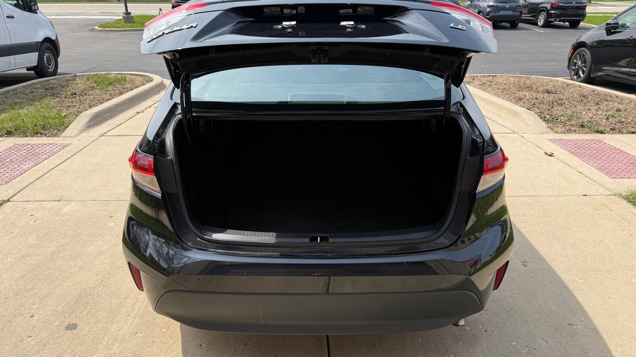 Toyota Corolla LE 2024