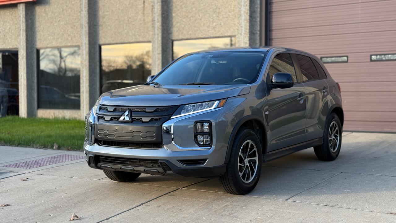 Mitsubishi Outlander Sport 2.0 ES CVT 2021