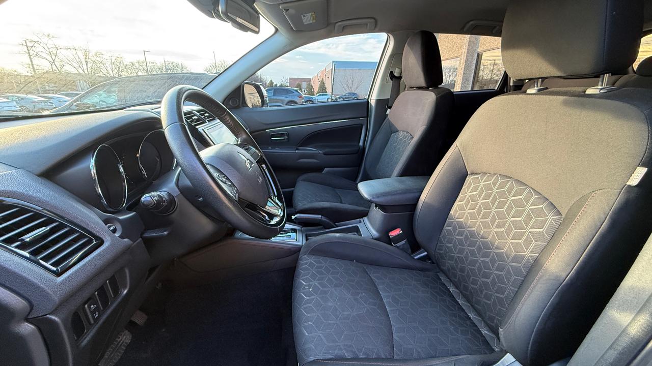 Mitsubishi Outlander Sport 2.0 ES CVT 2021