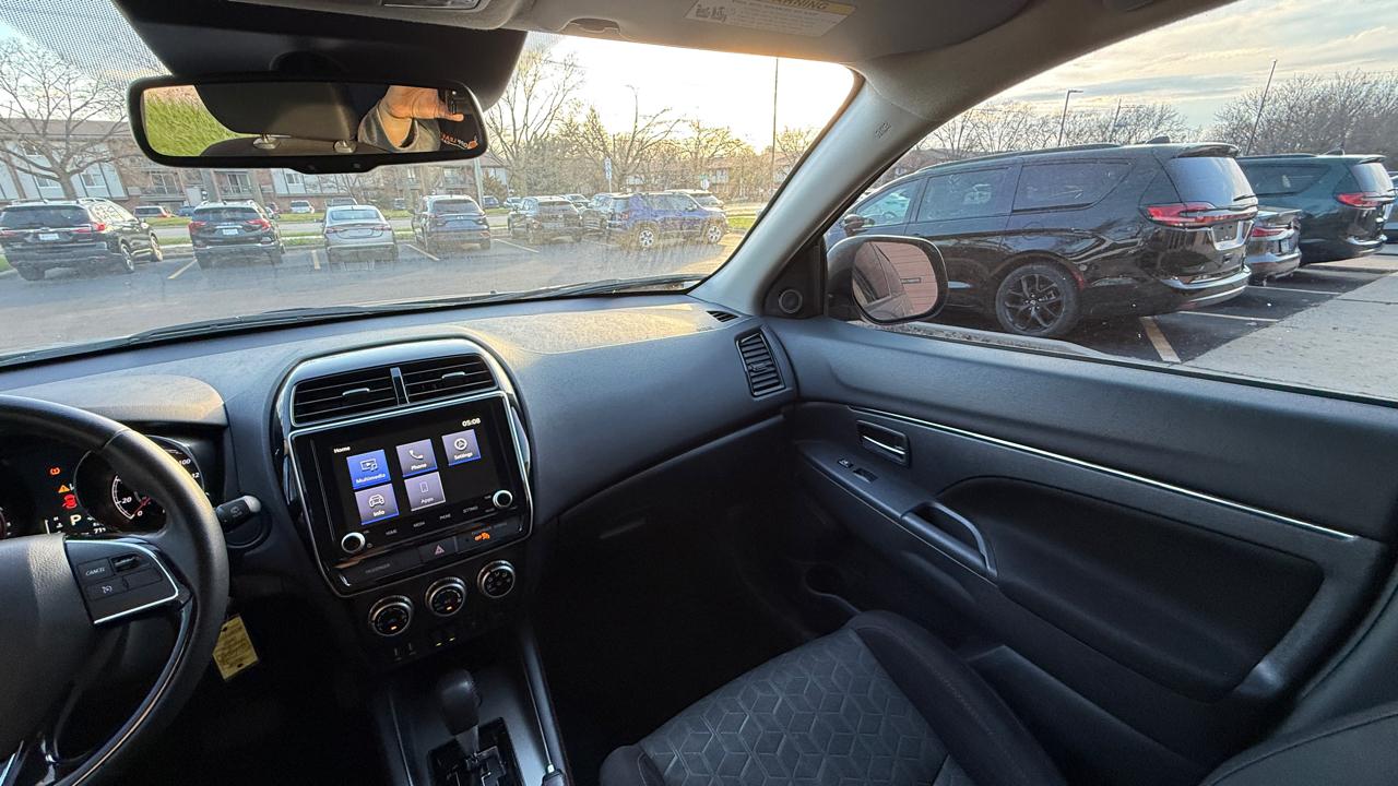 Mitsubishi Outlander Sport 2.0 ES CVT 2021