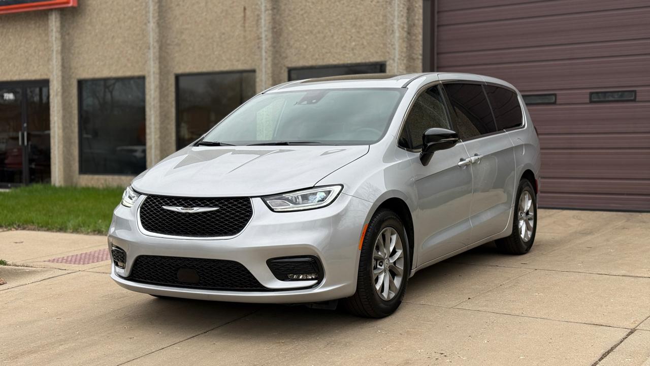 Chrysler Pacifica Limited 2026