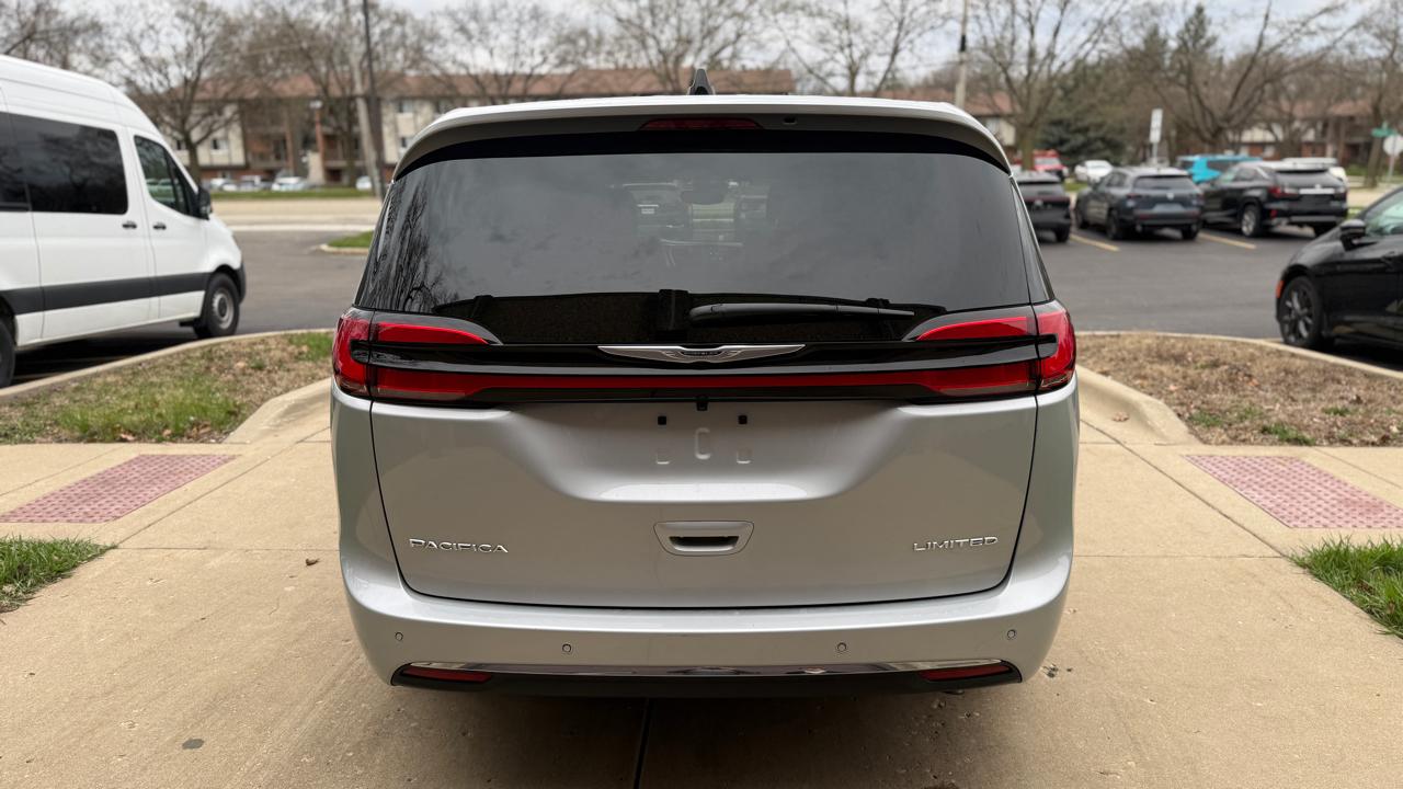Chrysler Pacifica Limited 2026