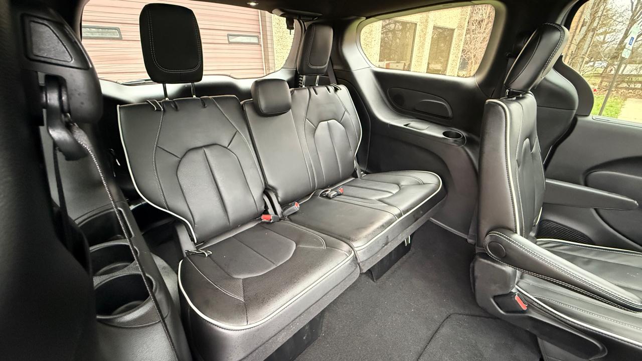 Chrysler Pacifica Limited 2026