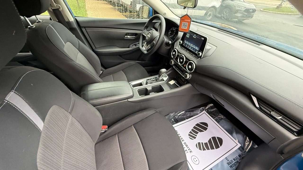 Nissan Sentra SV 2024