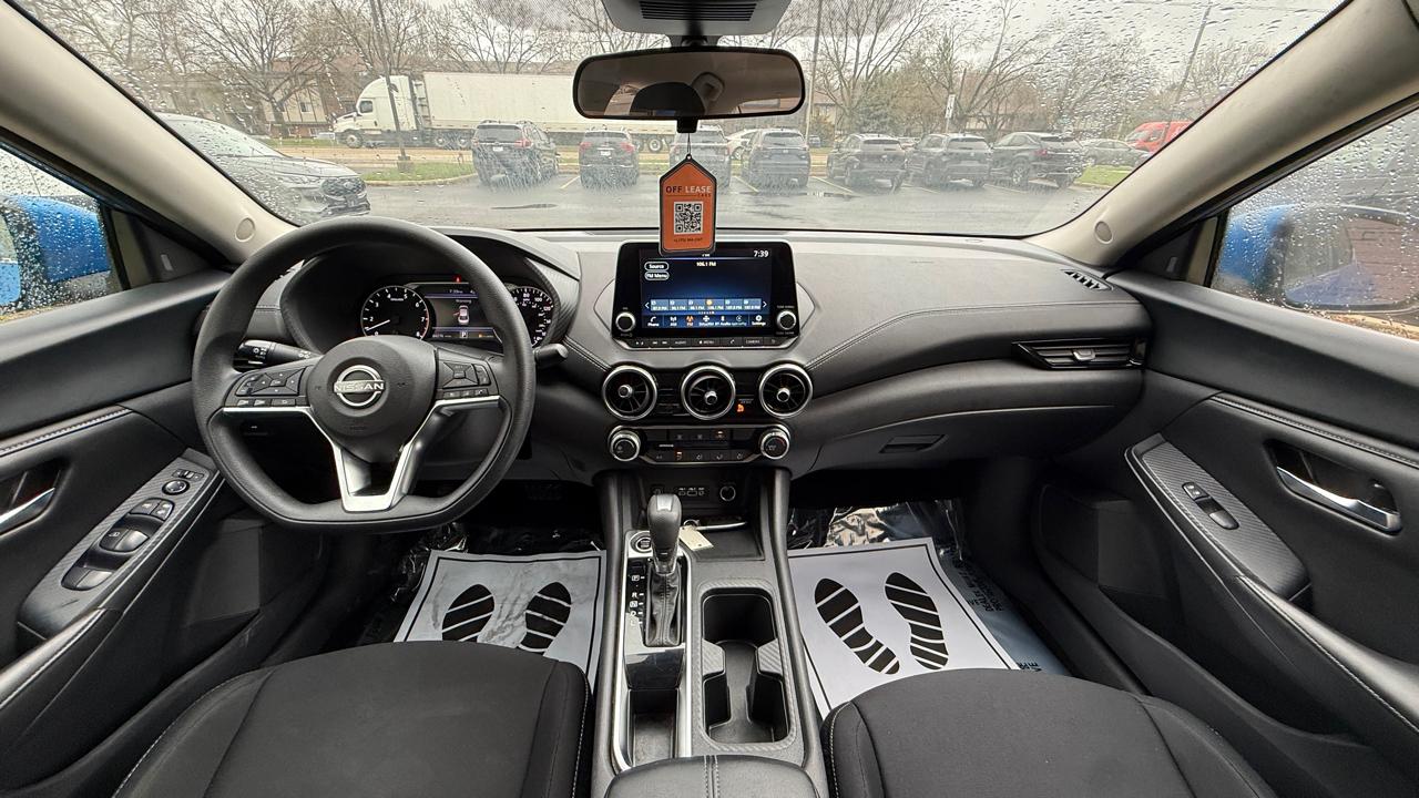 Nissan Sentra SV 2024