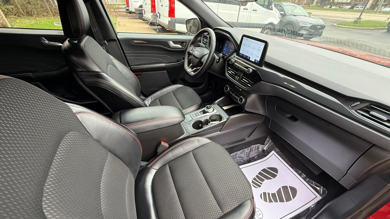 Ford Escape ST-Line AWD 2025