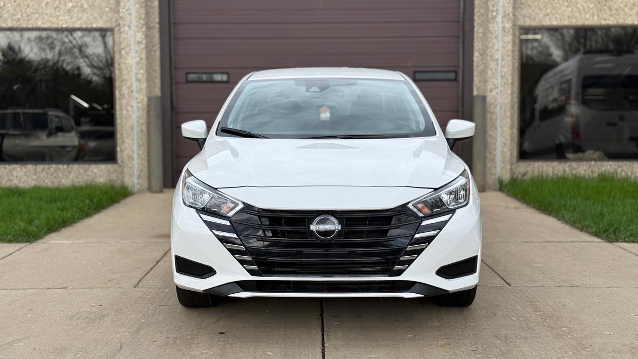 Nissan Versa SV 2024